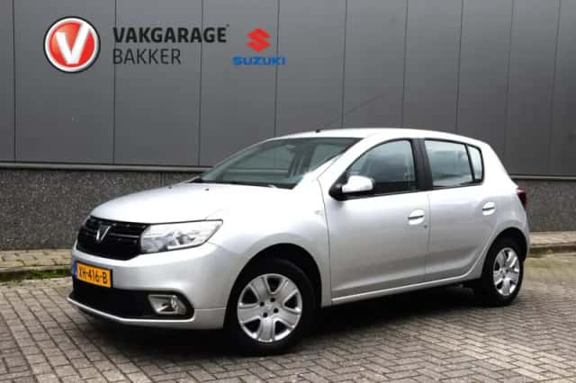 Dacia Sandero (2018) thumbnail 1