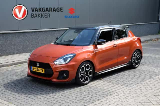 Suzuki Swift (2022) thumbnail 1