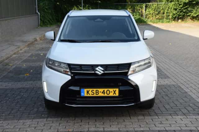 Suzuki Vitara (2025) thumbnail 2