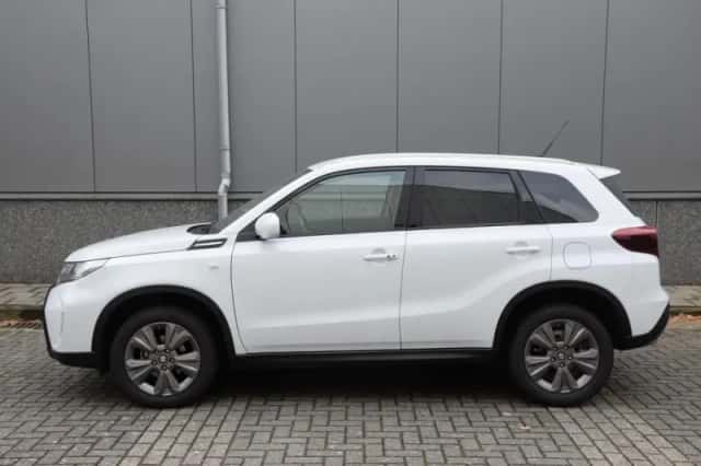 Suzuki Vitara (2025) thumbnail 5