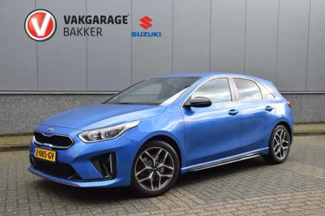 Kia Ceed (2021) thumbnail 1