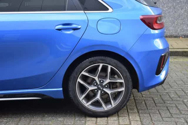 Kia Ceed (2021) thumbnail 6