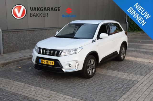 Suzuki Vitara (2019) thumbnail 1
