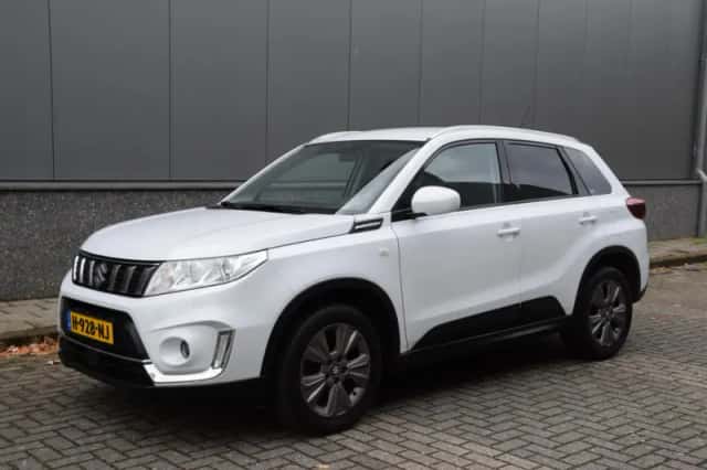 Suzuki Vitara (2019) thumbnail 2