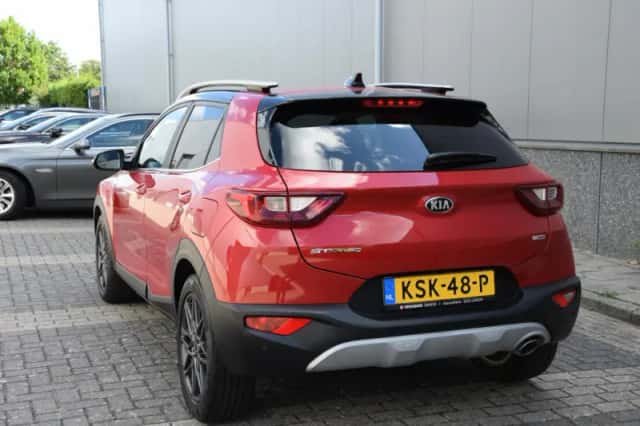 Kia Stonic (2020) thumbnail 6