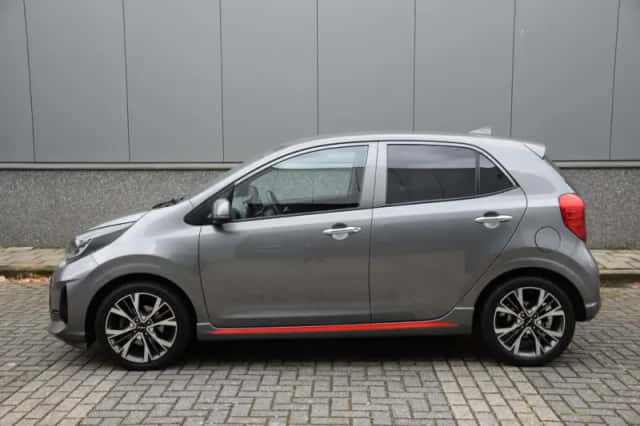 Kia Picanto (2023) thumbnail 5