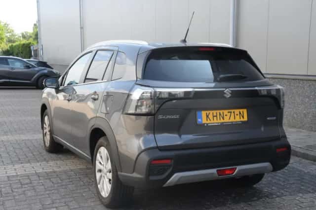 Suzuki S-Cross (2026) thumbnail 5