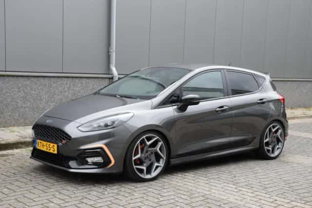 Ford Fiesta (2021) thumbnail 2