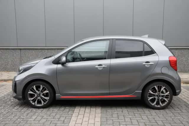 Kia Picanto (2022) thumbnail 4
