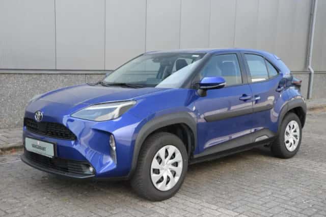 Toyota Yaris Cross (2022) thumbnail 2