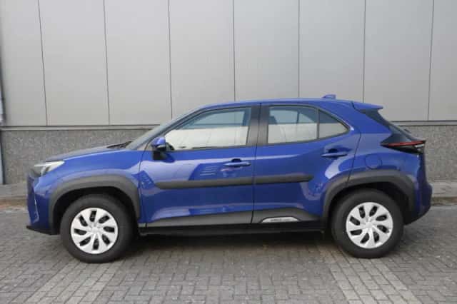 Toyota Yaris Cross (2022) thumbnail 3