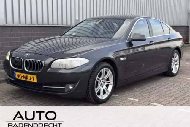 BMW 5-Serie (2010) thumbnail 1