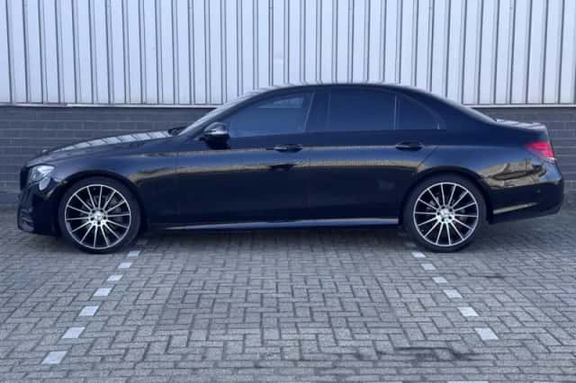 Mercedes-Benz E-Klasse (2017) thumbnail 2