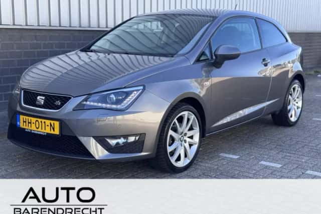 SEAT Ibiza (2015) thumbnail 1