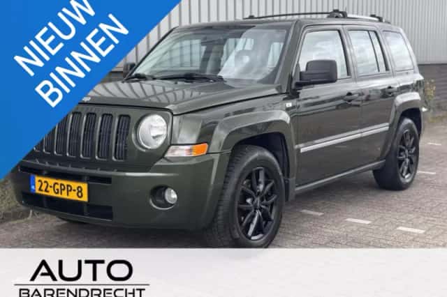 Jeep Patriot (2008) thumbnail 1