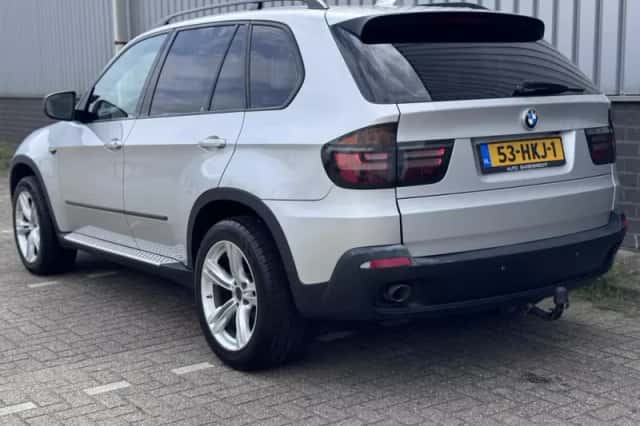 BMW X5 (2009) thumbnail 3