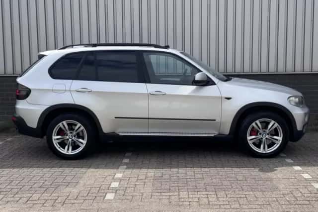 BMW X5 (2009) thumbnail 6