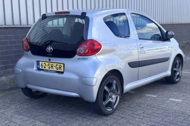 Toyota Aygo (2006) thumbnail 4