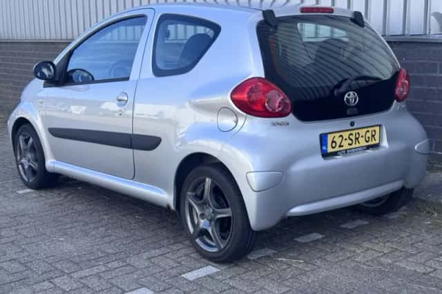 Toyota Aygo (2006) thumbnail 6