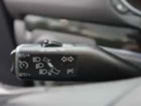 Volkswagen Golf (2012) thumbnail 20