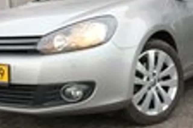 Volkswagen Golf (2012) thumbnail 3