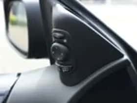 Saab 9-3 (2008) thumbnail 10