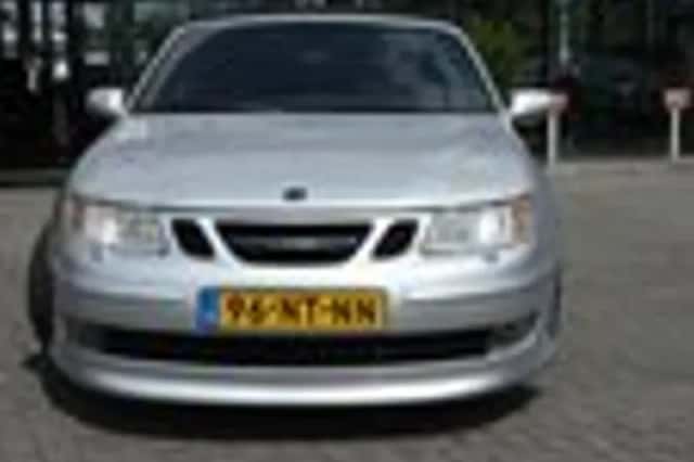 Saab 9-3 (2004) thumbnail 3