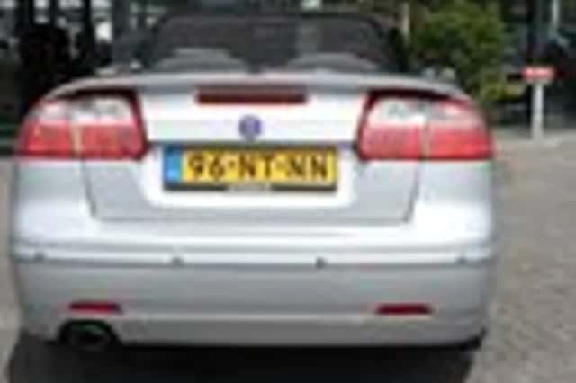 Saab 9-3 (2004) thumbnail 5