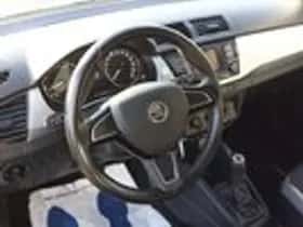 Škoda Fabia (2017) thumbnail 11