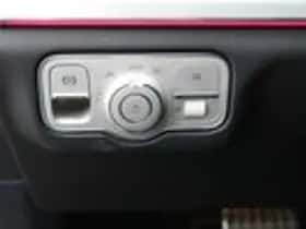 Mercedes-Benz GLE (2022) thumbnail 24