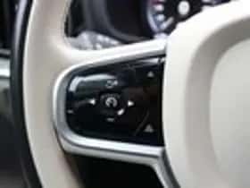 Volvo V60 (2021) thumbnail 16