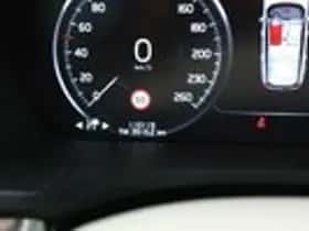 Volvo V60 (2021) thumbnail 17