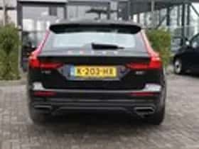Volvo V60 (2021) thumbnail 4
