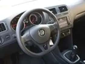 Volkswagen Polo (2016) thumbnail 12