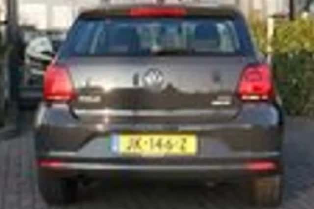 Volkswagen Polo (2016) thumbnail 3
