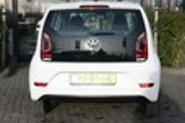 Volkswagen Up! (2017) thumbnail 3