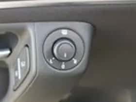 Volkswagen Polo (2015) thumbnail 11