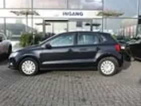 Volkswagen Polo (2015) thumbnail 6