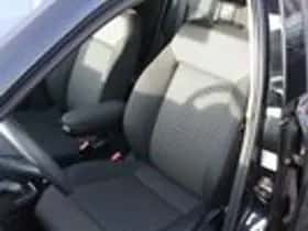Volkswagen Polo (2015) thumbnail 9