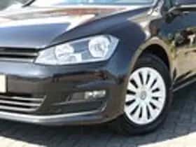 Volkswagen Golf (2015) thumbnail 7