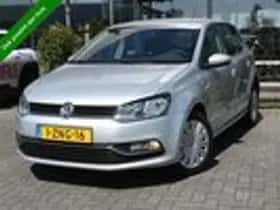 Volkswagen Polo (2015) thumbnail 1