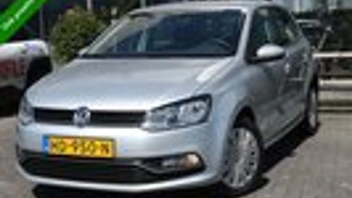 Volkswagen Polo (2015) — foto 1