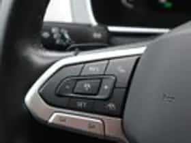 Volkswagen Passat (2022) thumbnail 15