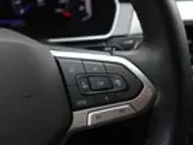 Volkswagen Passat (2022) thumbnail 16