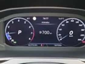 Volkswagen Passat (2022) thumbnail 17