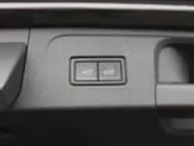 Volkswagen Passat (2022) thumbnail 7