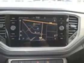 Volkswagen T-Roc (2021) thumbnail 18