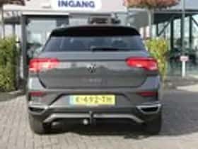 Volkswagen T-Roc (2021) thumbnail 4