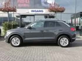 Volkswagen T-Roc (2021) thumbnail 6