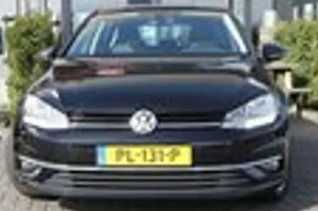 Volkswagen Golf (2017) thumbnail 2